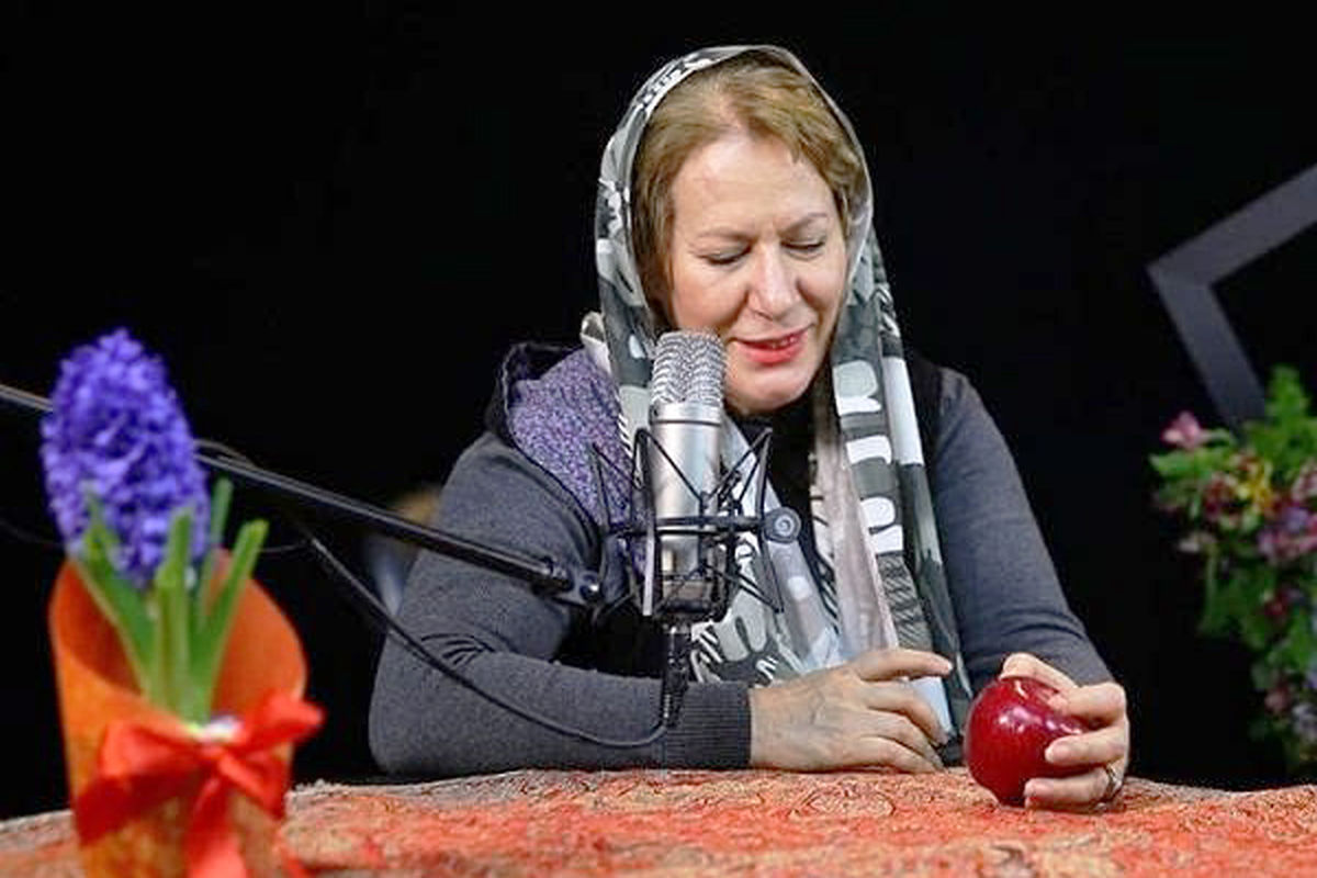 نقش نقره‌ای خیال معصومه آقاجانی