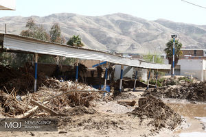 وضعیت مردم پلدختر و معمولان باور کردنی نیست/ مردم پلدختر چشم انتظار کمک هستند