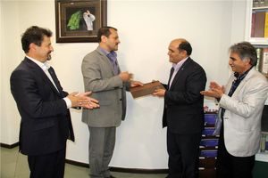 روابط عمومی سازمان‌‌ها بایستی تبلیغات و اطلاع‌رسانی درست را در رأس امور قرار دهند