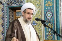 اهل قلم و اصحاب رسانه مانع از آسیب دیدن وحدت ملی باشند