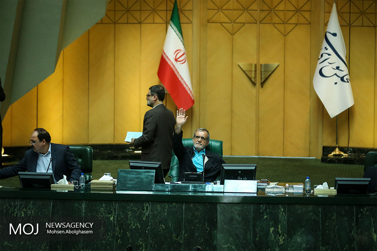مسعود پزشکیان نایب رییس مجلس شورای اسلامی