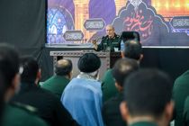 سپاه و نیروهای مسلح باید خود را برای مقابله با جنگ ترکیبی دشمن آماده کنند