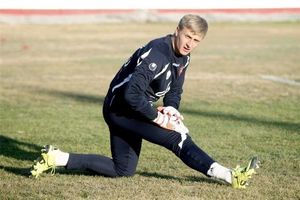 لوبانوف به پاختاکور بازگشت + تصویر