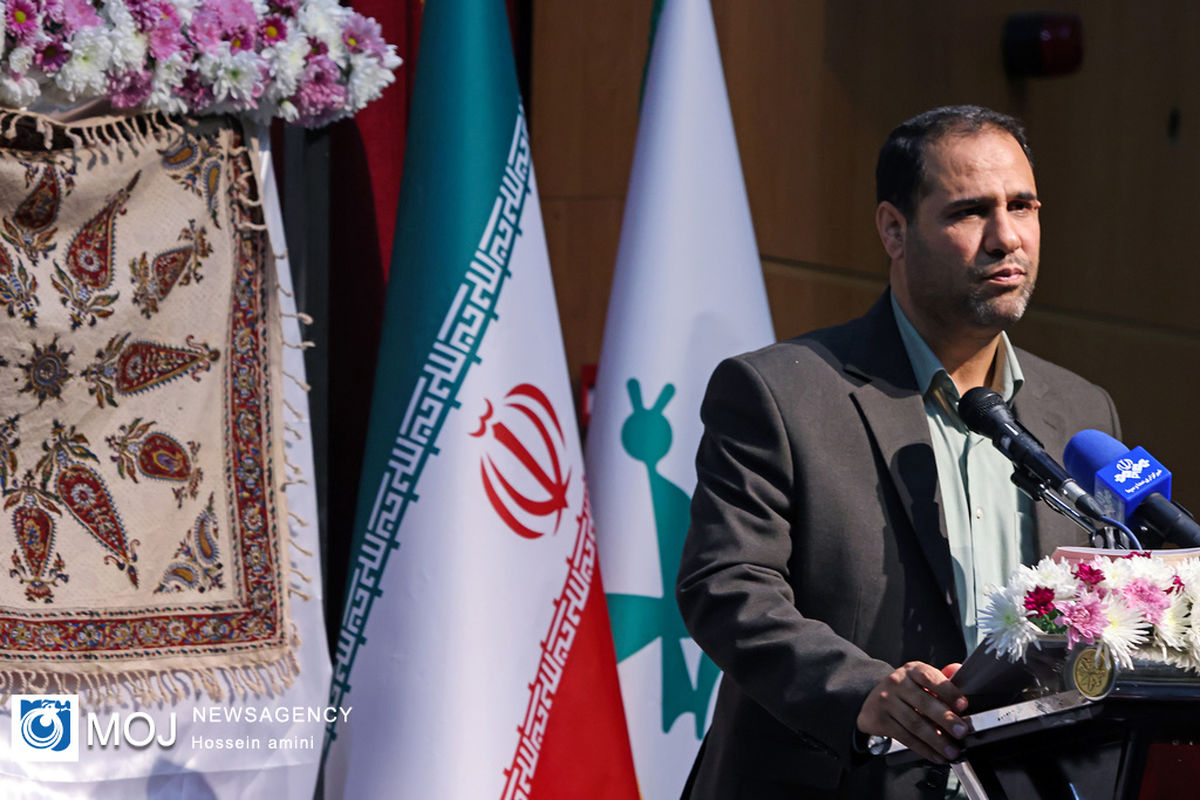 وزیر آموزش و پرورش