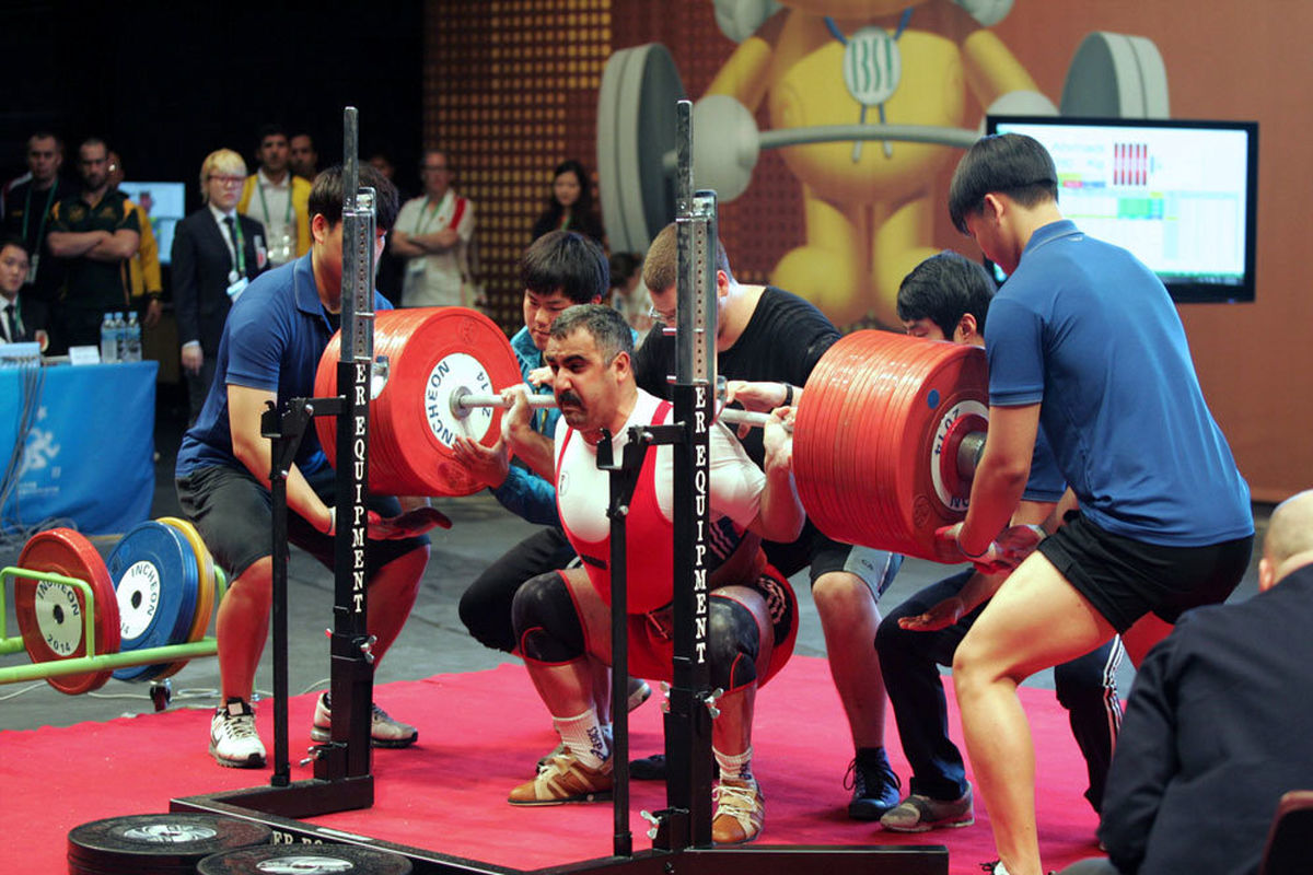 پاورلیفتینگ کم بینایان و نابینایان