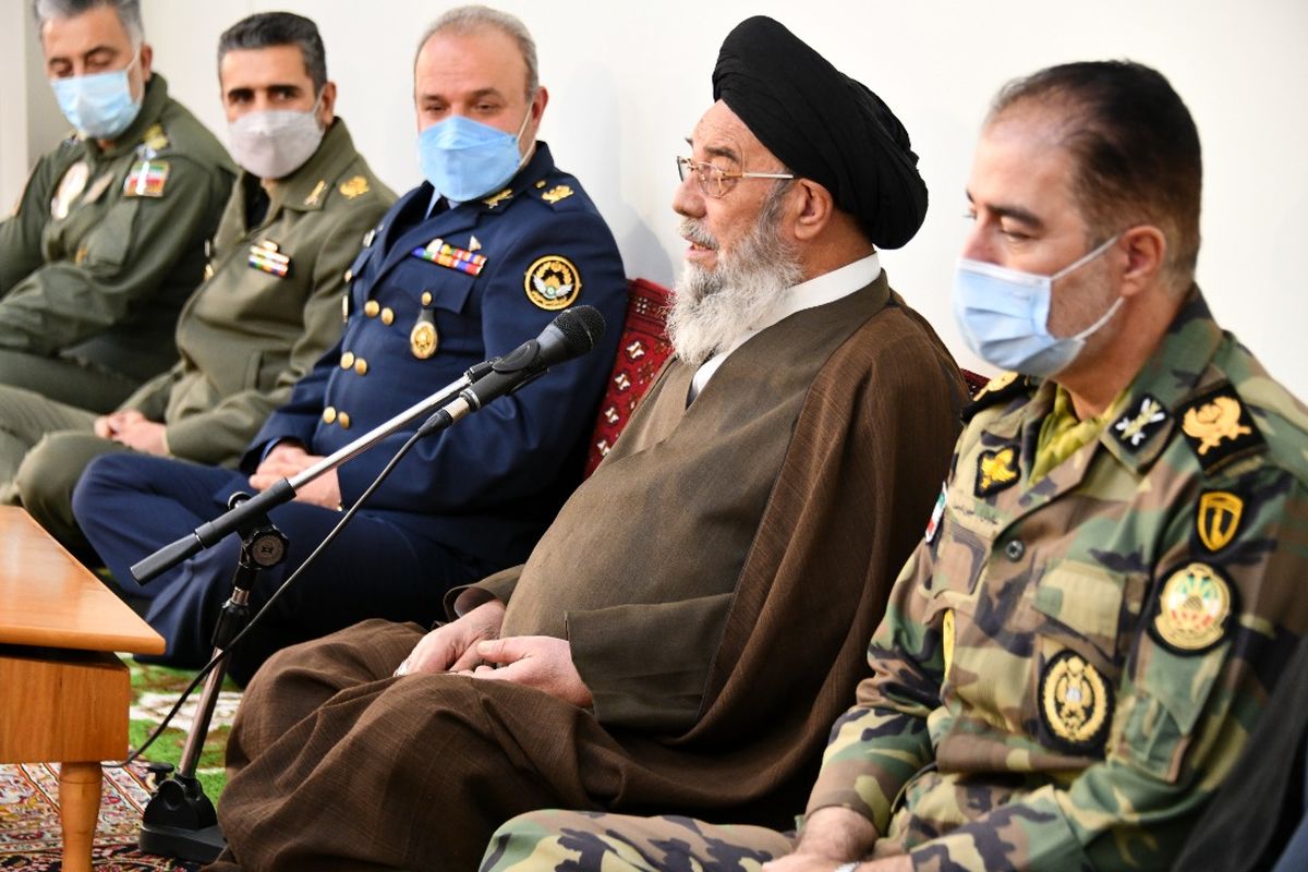 امام جمعه اصفهان و ارتش