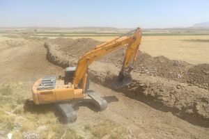 پاک‌سازی و لایروبی ۲۷۵ پل خوزستان در آستانه بارش‌های احتمالی آغاز شد