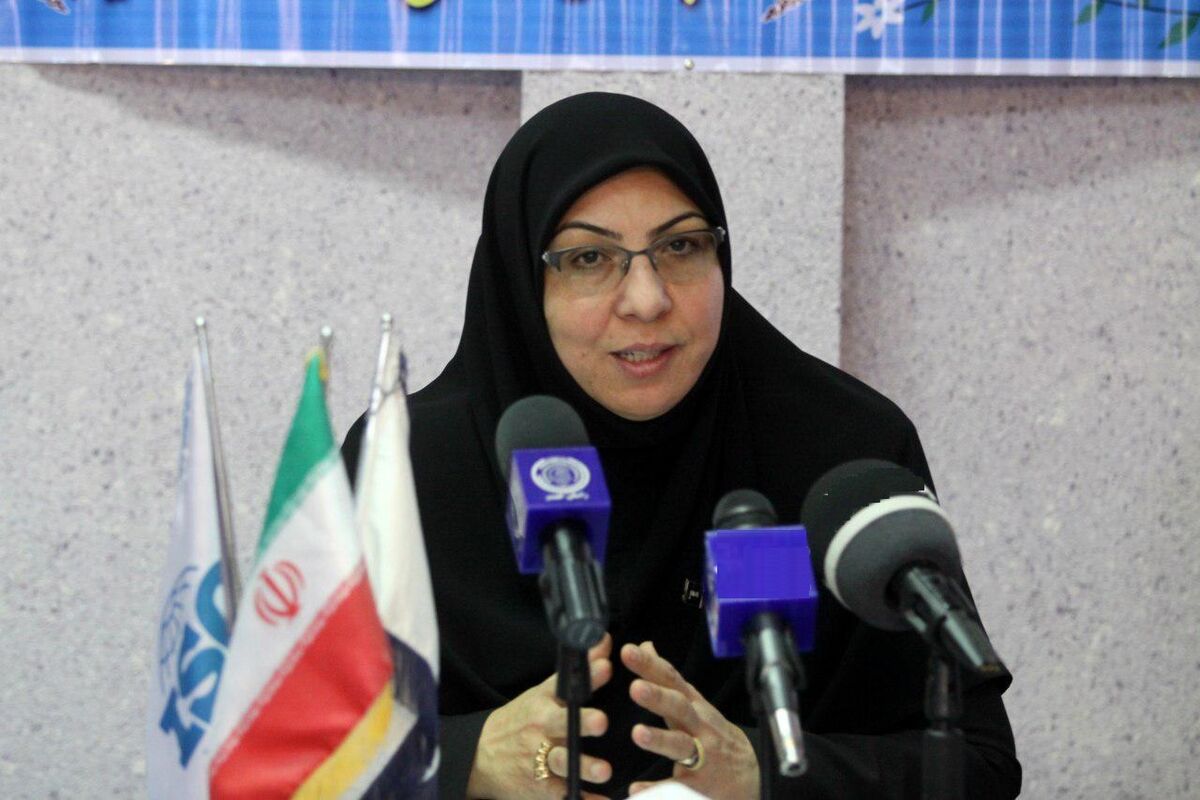 مهناز همتی.