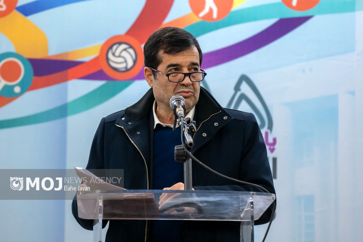 احمد دنیامالی + وزیر ورزش و جوانان