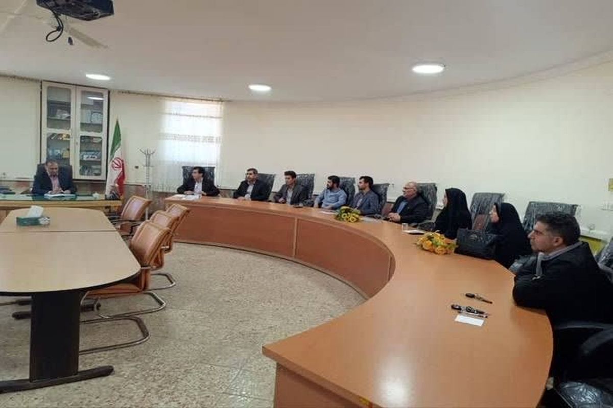 آموزش