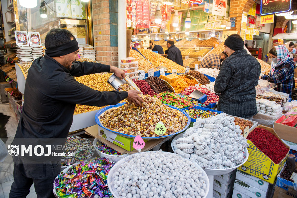 خرید آجیل در آستانه شب یلدا