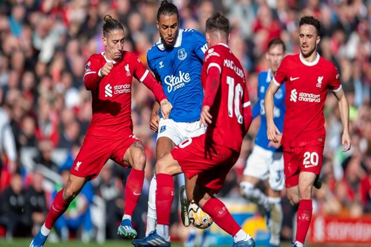 لیورپول در داربی آنفیلد با درخشش صلاح پیروز شد