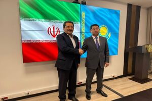 وزیر صنعت، معدن و تجارت ایران با وزیر کشاورزی قزاقستان دیدار کرد