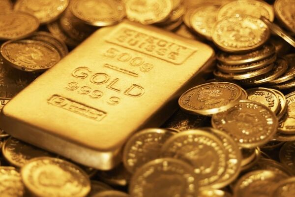 طلا در مسیر ریزش و سقوط ۲ درصدی قیمت‌ها در بازار جهانی