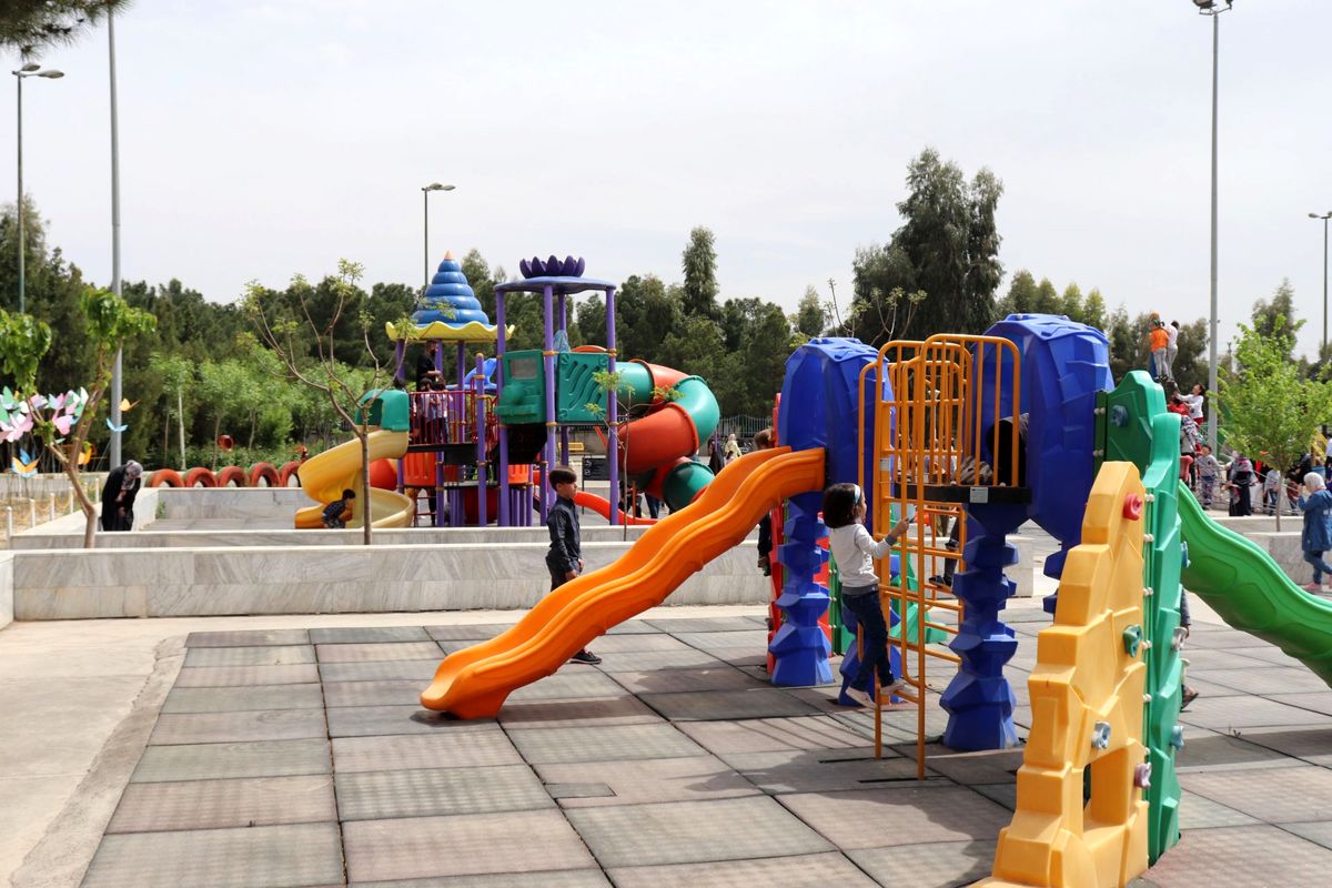 مجموعه های بازی کودکان و نوجوانان