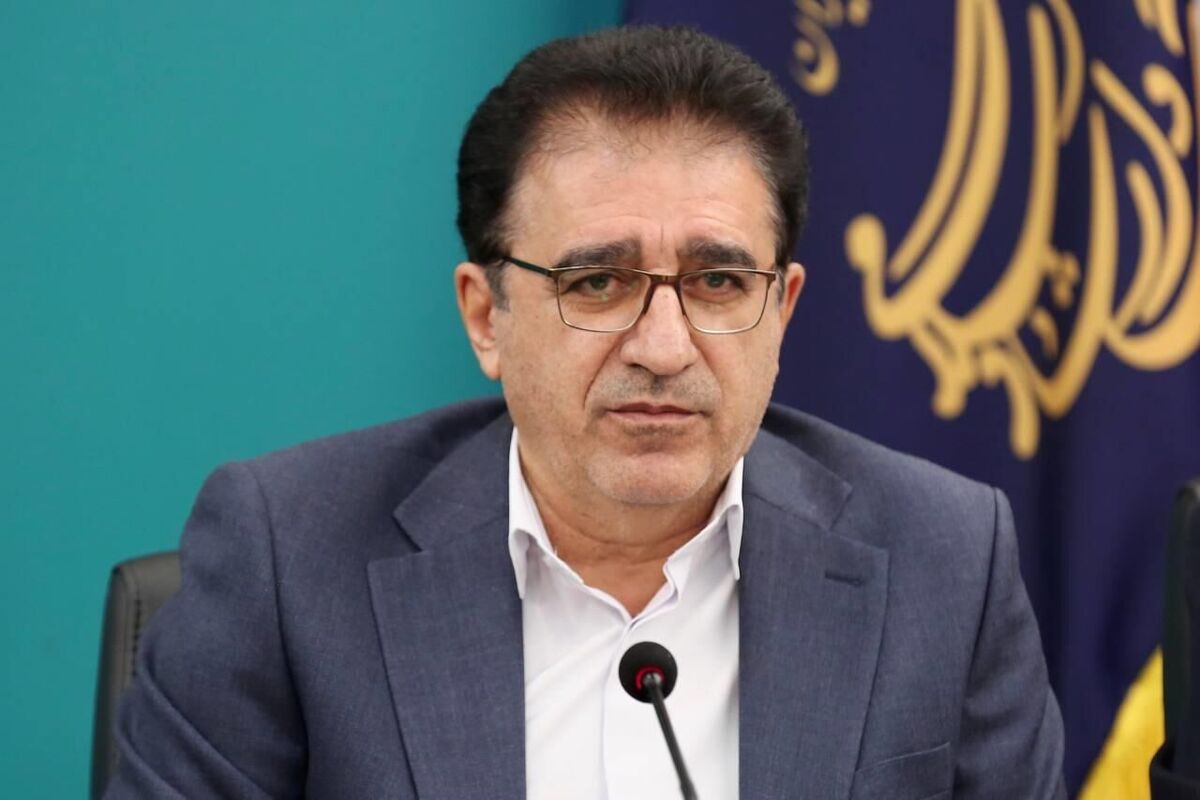 قادر آشنا