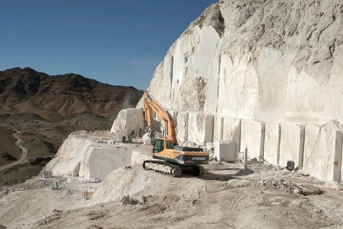 صدور مجوز برداشت موقت از معادن گیلان