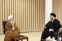 طلاب باید به گونه‌ای رفتار کنند که آموزنده باشند