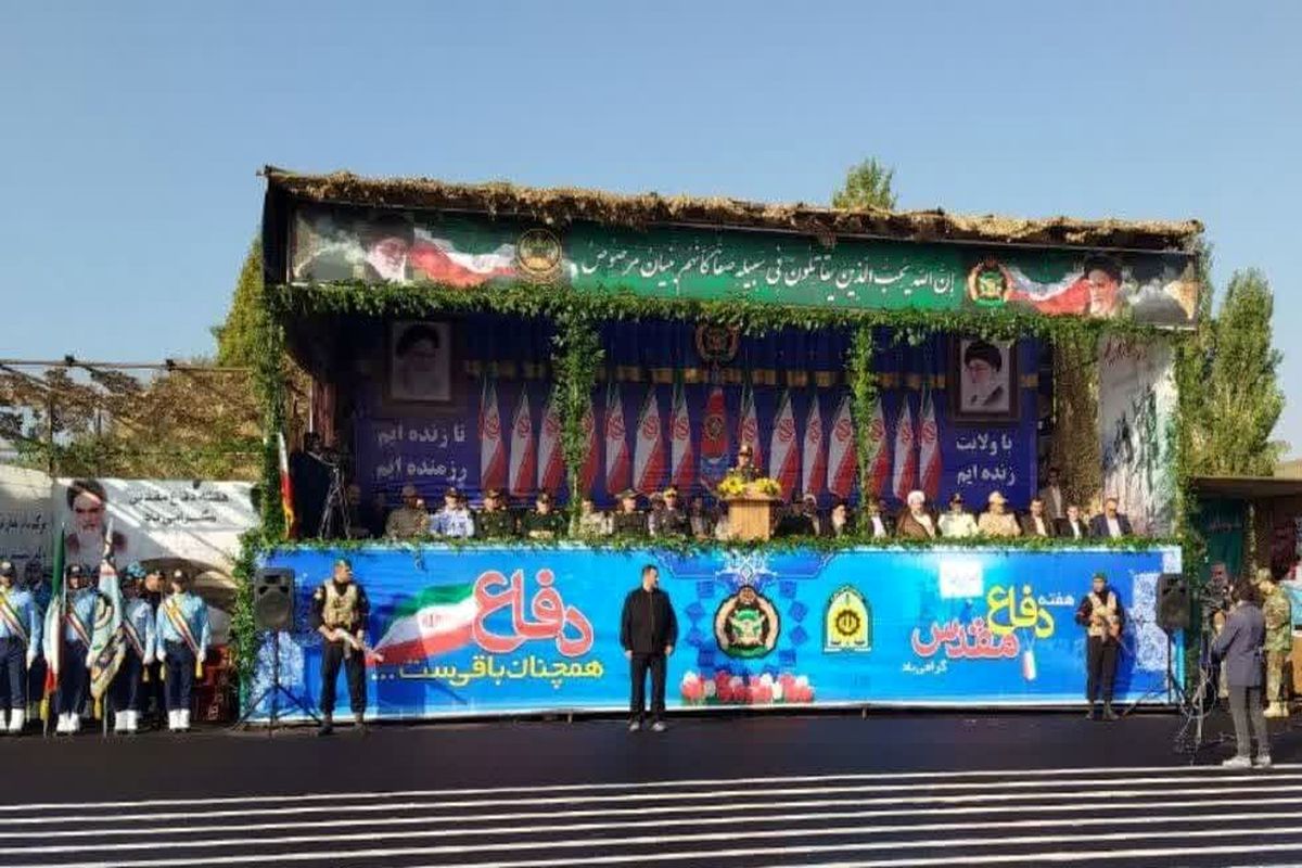 رژه نیروهای مسلح تبریز