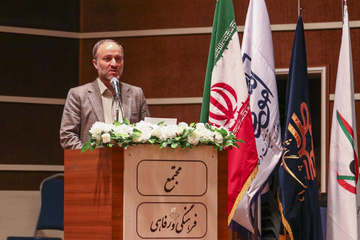 معاون وزیر علوم تحقیقات و فناوری 