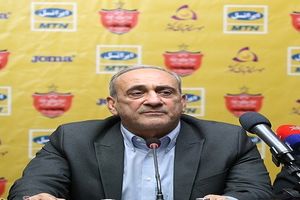 جواد نکونام تمایلی به جدایی از تیم فولاد ندارد