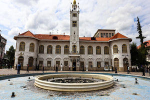 تاکید نماینده ولی فقیه در گیلان بر انتخاب شهردار رشت با ارجحیت بومی بودن/شهردار آینده رشت با رانت و باند کار نکند 