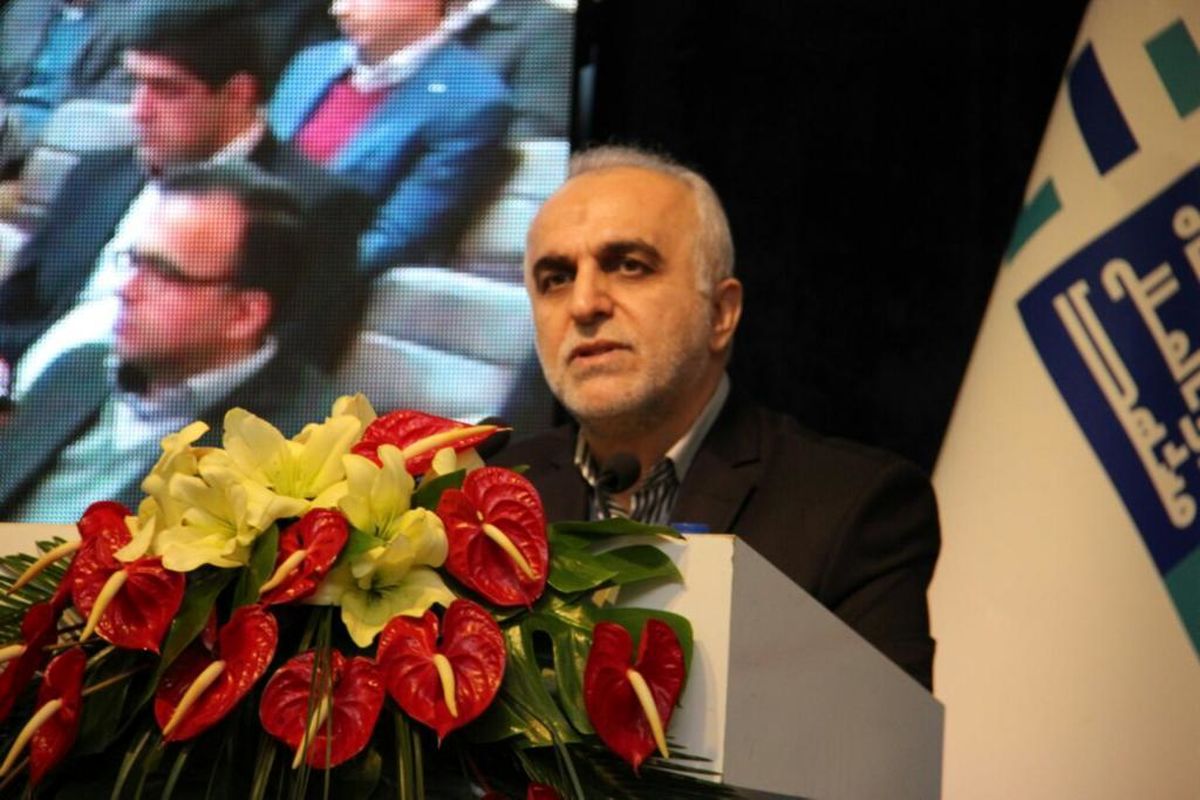 وزیر امور اقتصادی و دارایی