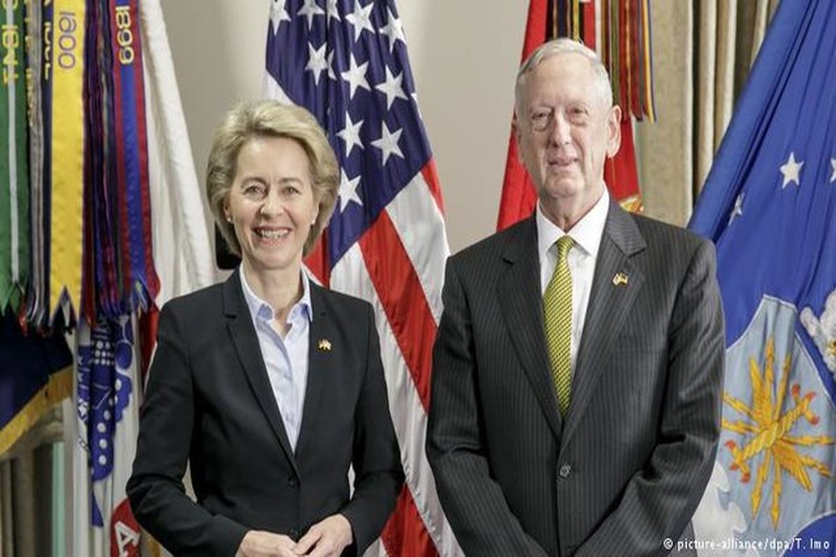 وزیر دفاع آلمان