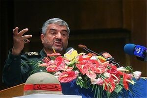 جهاد کبیر به معنای عدم اطاعت از آمریکا است