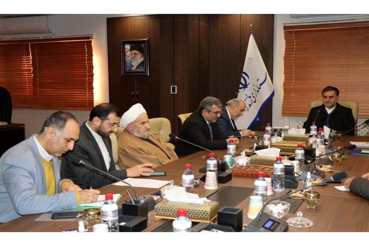 استاندار مازندران در جلسه