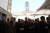عراقچی به حرم مطهر حضرت امیرالمومنین (ع) مشرف شد