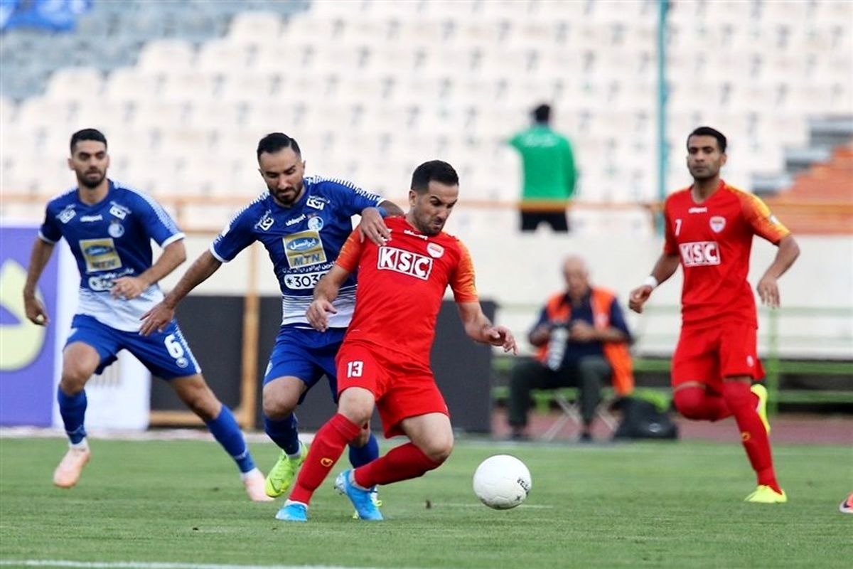 فولاد و استقلال