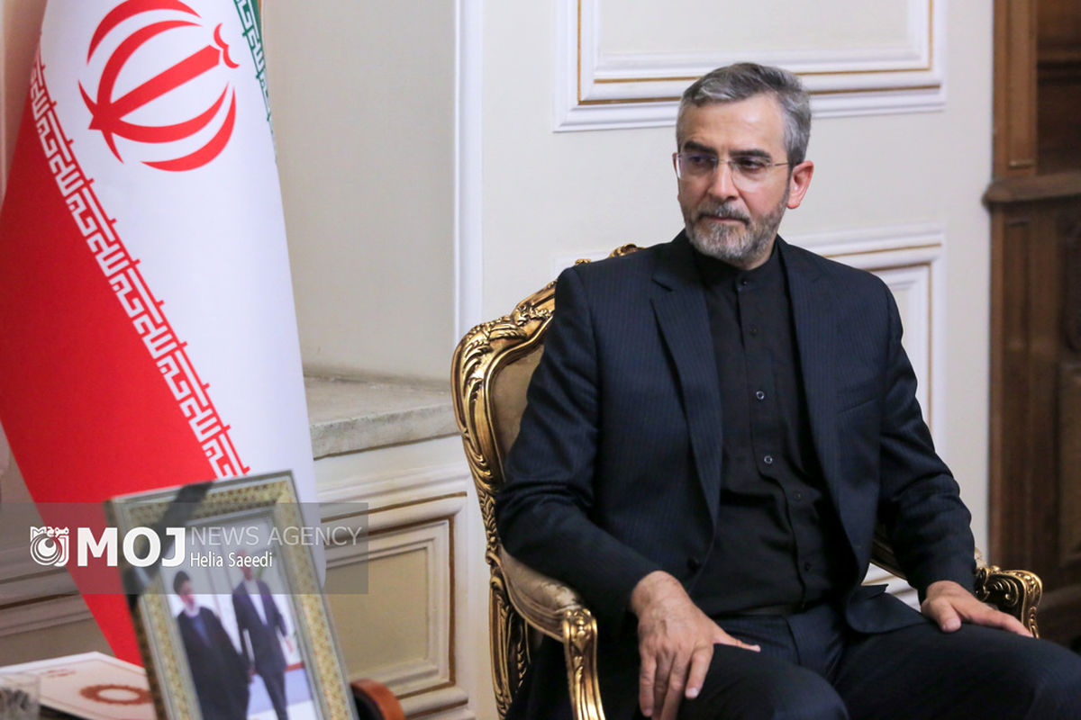 دیدار معاون وزیر خارجه آذربایجان با  سرپرست وزارت امور خارجه ایران