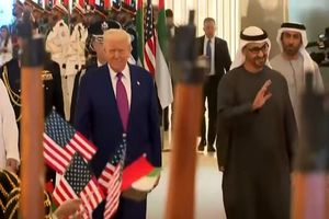 ترامپ با رئیس امارات درباره ایران گفتگو کرد