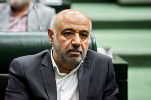 وزیر کار وارد هند شد