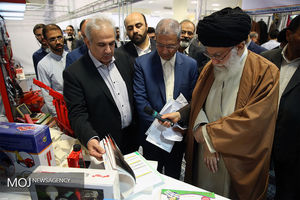 بازدید مقام معظم رهبری از نمایشگاه کالای ایرانی