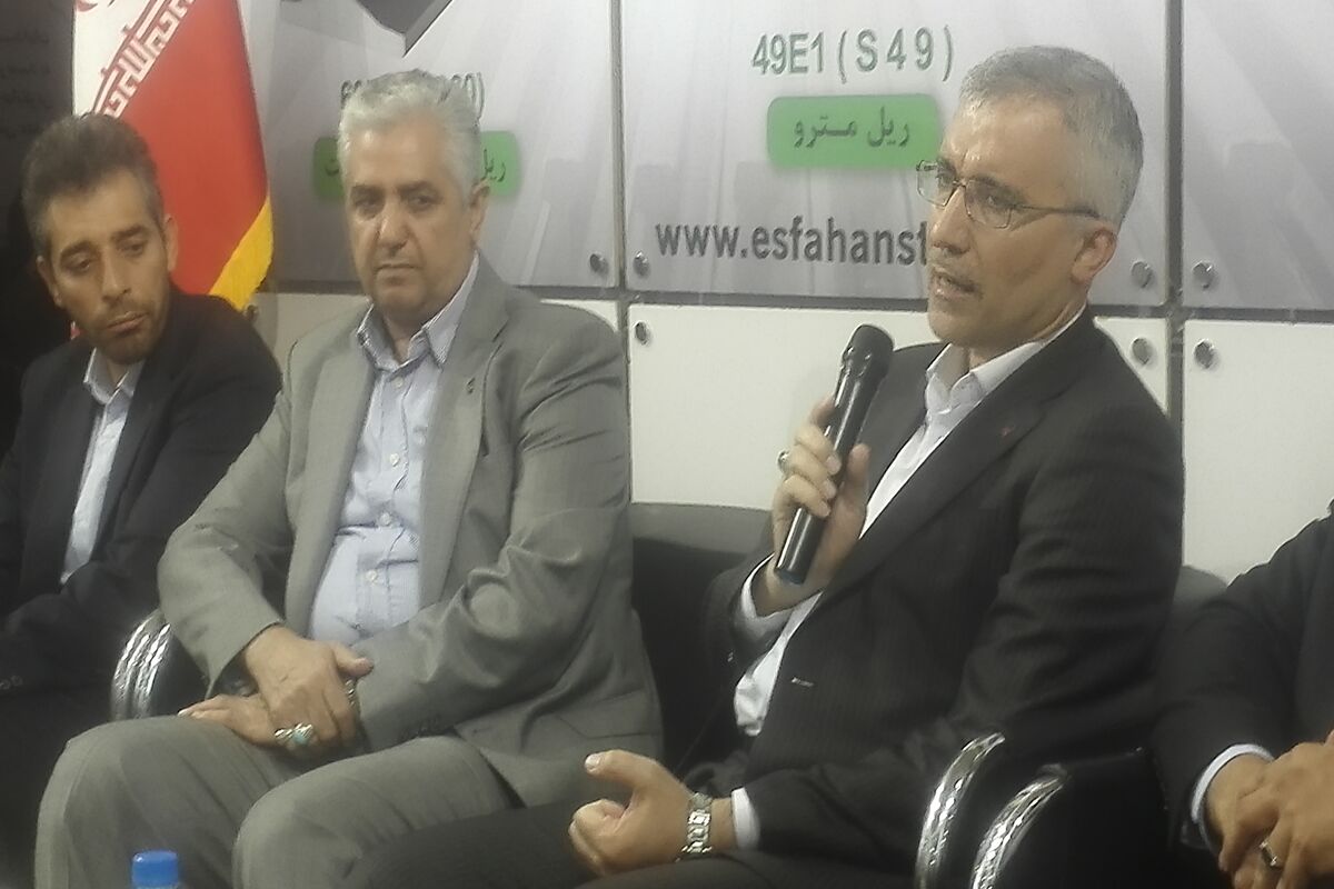 منصور یزدی زاده