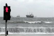 باد، اسکله‌های گردشگری قشم را تعطیل کرد