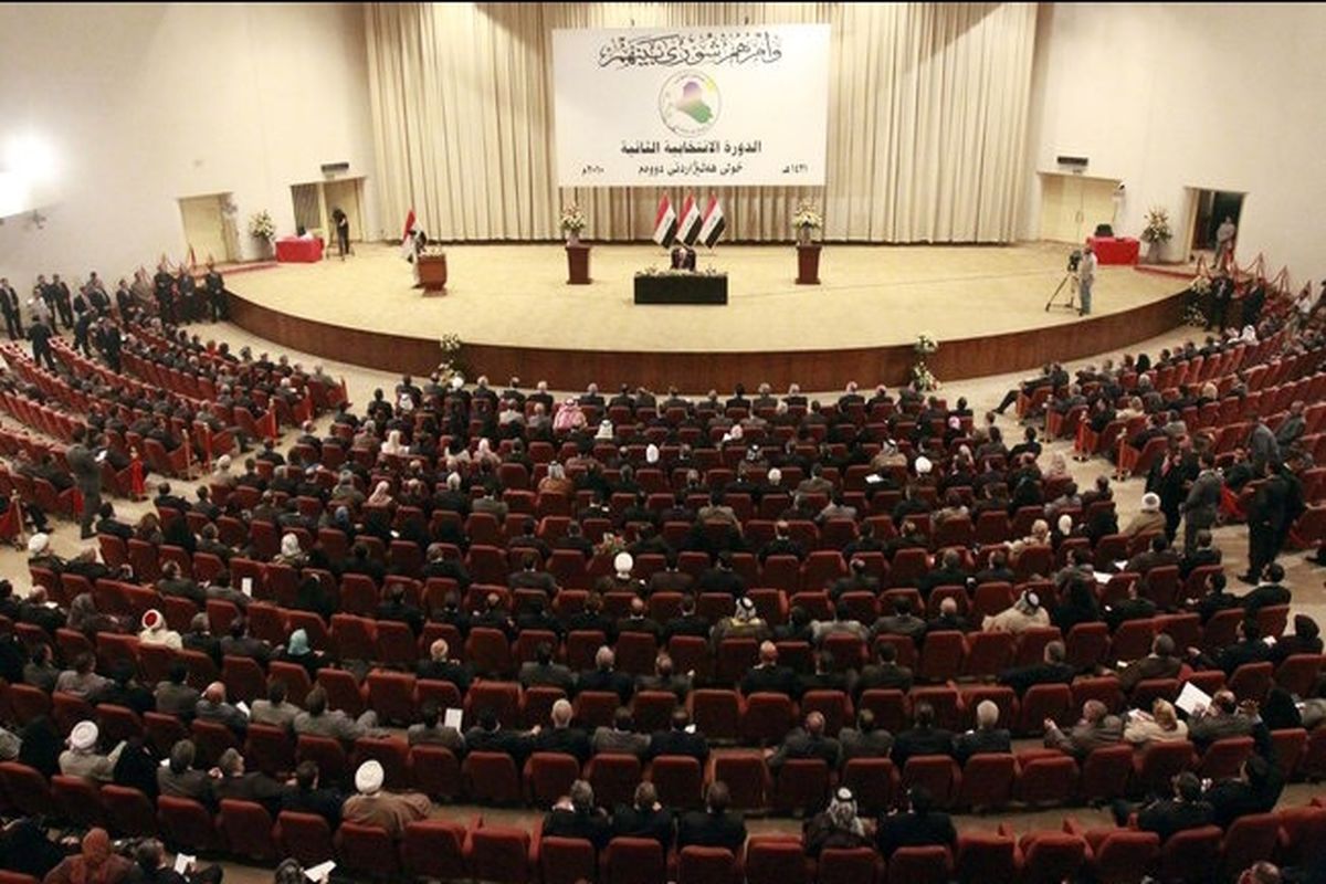 بغداد خروج نیروهای آمریکایی از عراق را بررسی می کند