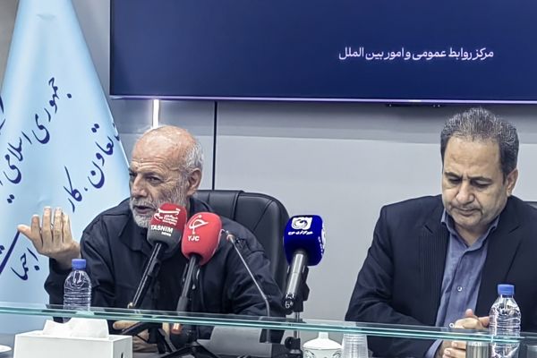 تجلیل از کارگرانی که زمان جنگ و بحران، نقش‌آفرین بودند