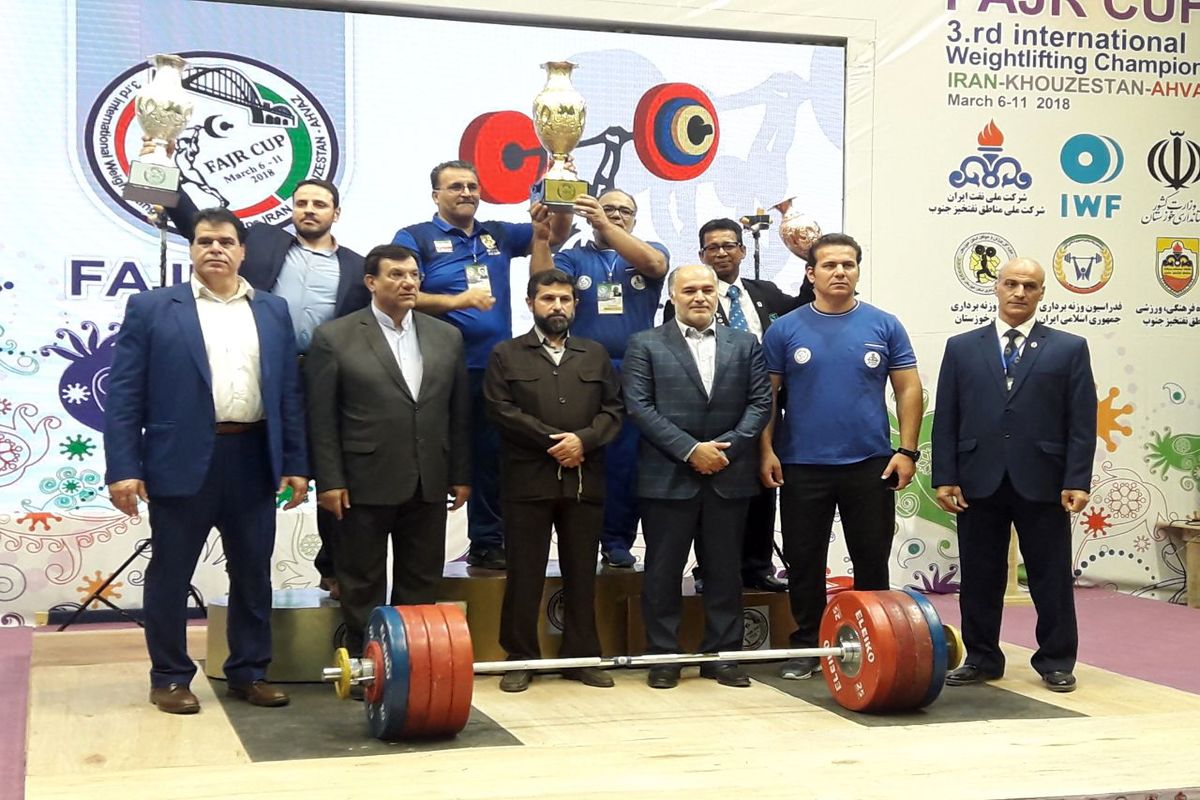 مسابقات وزنه برداری جام فجر