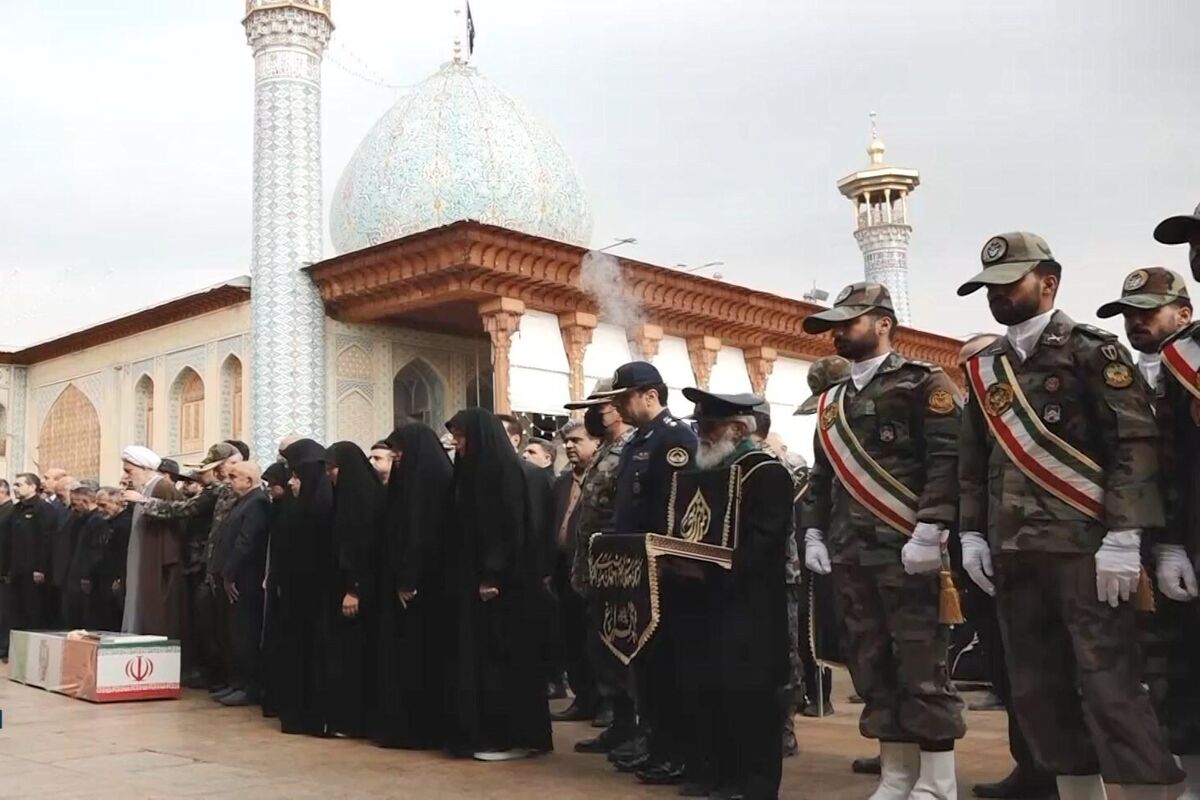 تشییع شهید _ شیراز