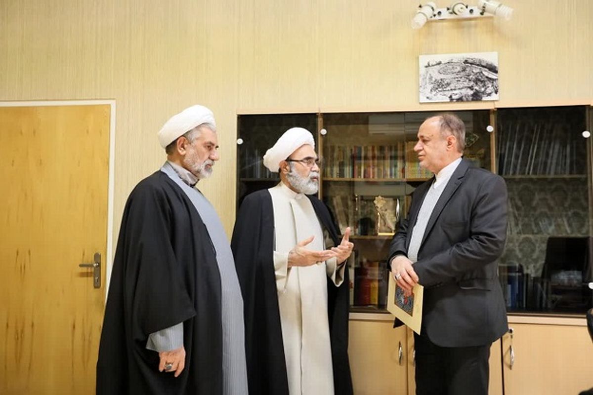 ستاد مرکزی دهه فجر