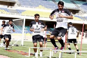 ماهینی به اردوی پرسپولیس در اوکراین اضافه شد