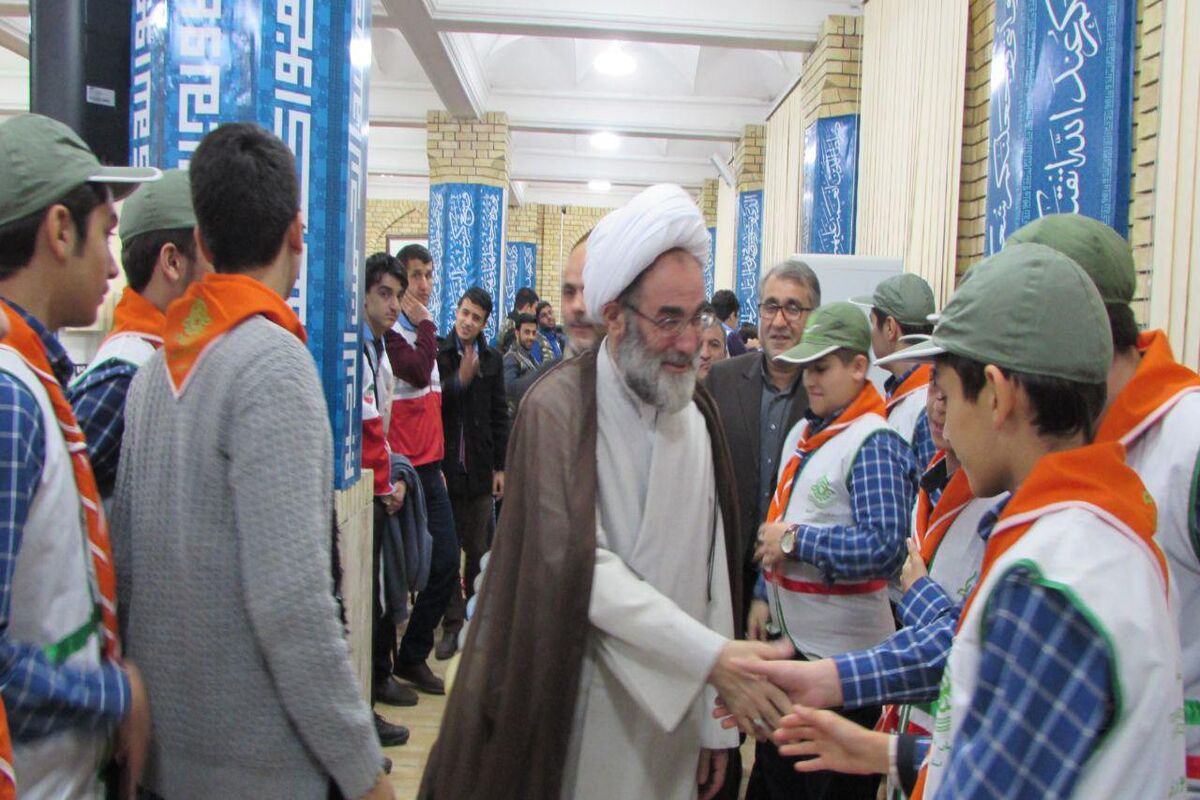 امام جمعه رشت در جمع تشکل های دانش آموزی گیلان