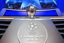 هفته چهارم لیگ قهرمانان اروپا با شکست منچستر یونایتد و تساوی ناپولی برگزار شد