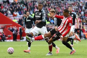 تساوی ساندرلند و آستون ویلا در بازگشت «گربه‌های سیاه» به لیگ برتر