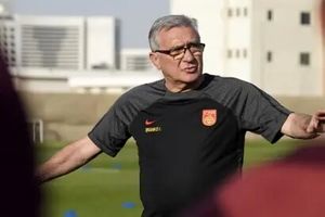 تیم فوتبال چین در دیدار برابر اندونزی با یک گل شکست خورد