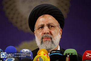 مبارزه با فساد و تبعیض از وظایف مهم دولت من است/دولت مردمی صدای دردمندان اقشارضعیف است