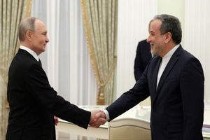 وزیر خارجه ایران پیام رهبر انقلاب را به پوتین ابلاغ کرد